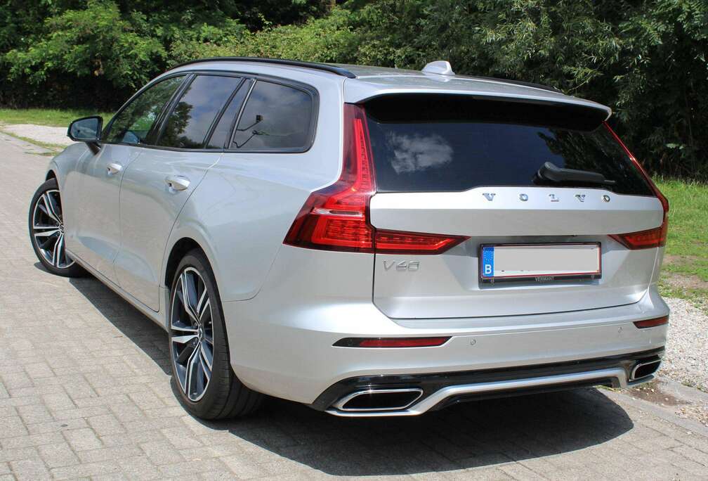 Volvo V60 2.0 D3 AWD R-Design Geartronic