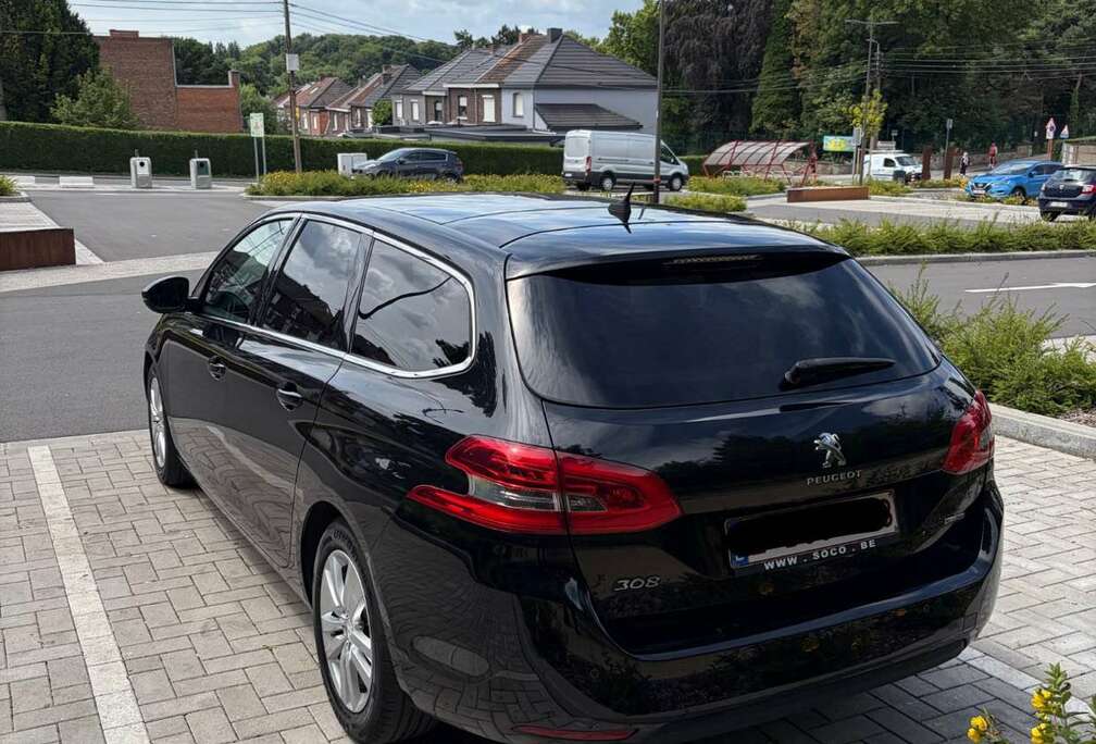 Peugeot SW 1.6 BlueHDi Allure STT
