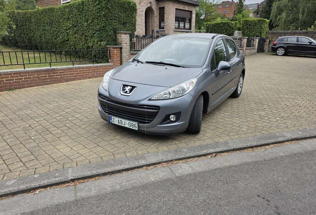 Peugeot 1.4i Sporty
