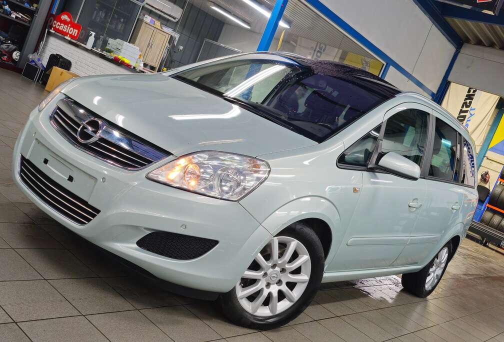 Opel Zafira 1.7 CDTi FULL