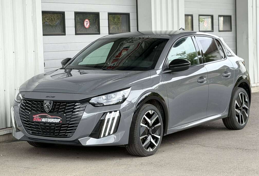 Peugeot 1.2/GT-Line/Benzine/Caplay/Led/Camera/Airco/Pdc/Euro6e/Garantie