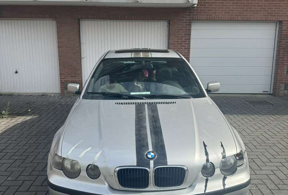 BMW 318ti compact Edition Lifestyle