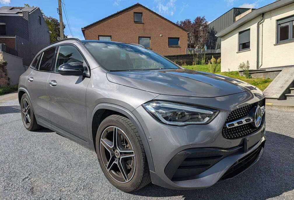 Mercedes-Benz GLA 200 d