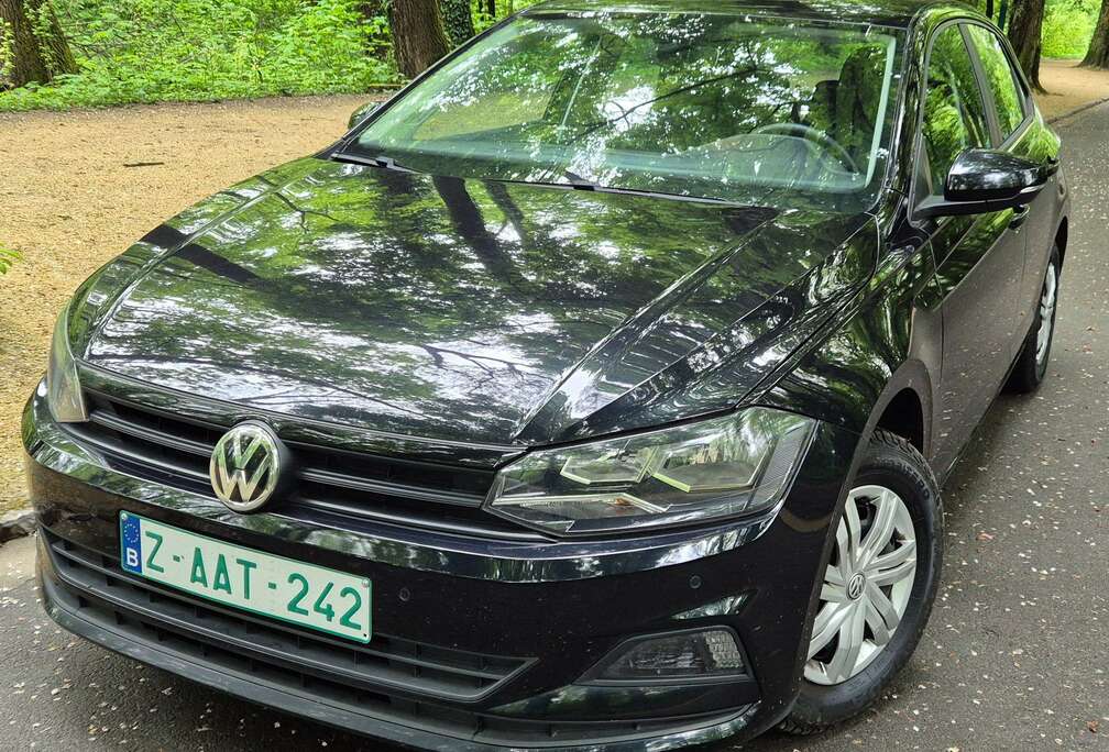 Volkswagen 1.0i  ESSENCE . 5 PORTES 63000 KM. GATRANTIE 12