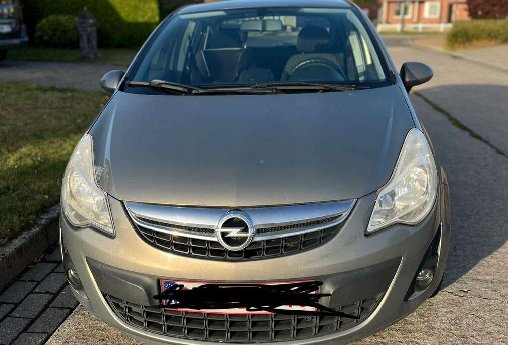 Opel Corsa 1.2 16V (ecoFLEX) Easytronic Color Edition