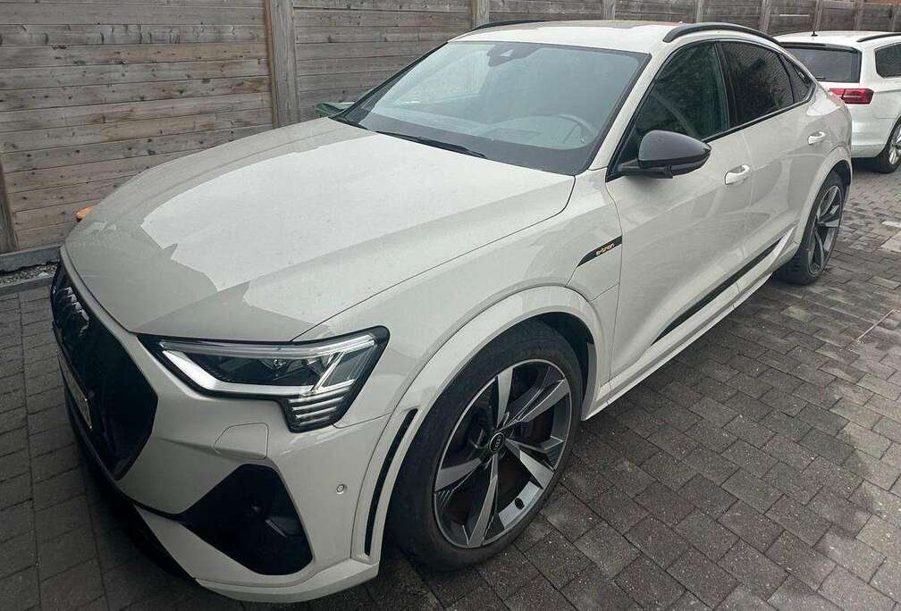 Audi e-tron Sportback S quattro
