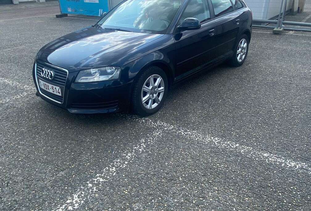 Audi 1.8 Turbo 16v FSI Ambiente