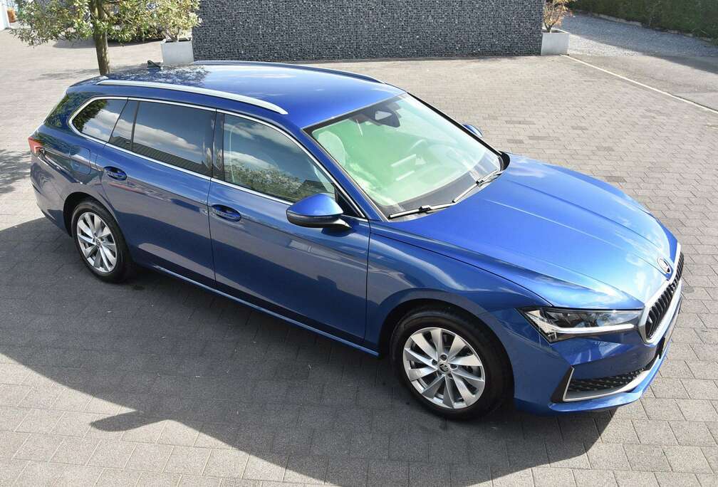 Skoda 1.5 TSI ACT MHEV Selection DSG Navi/Cam/HeadUp