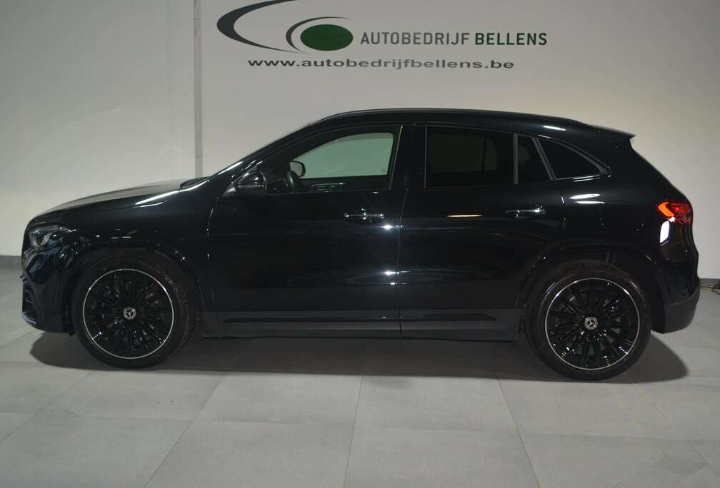Mercedes-Benz GLA 180 7G-DCT AMG Line / LEDER  / NAVI + CAMERA