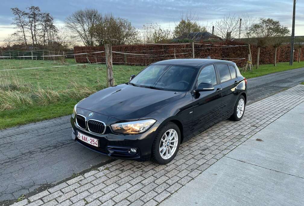 BMW 118i Sport Line