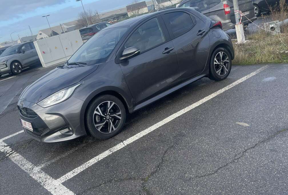 Toyota 1.5i Dual VVT-iE Iconic Plus CVT