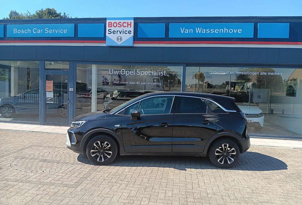 Opel Edition 1.2 benz Turbo automaat zwart