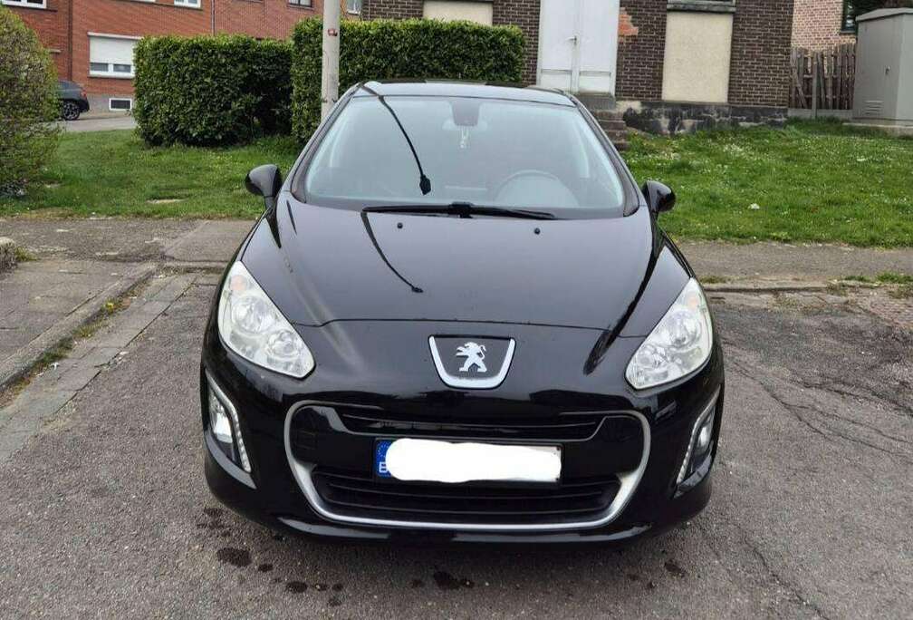 Peugeot 308 1.6 HDi Black
