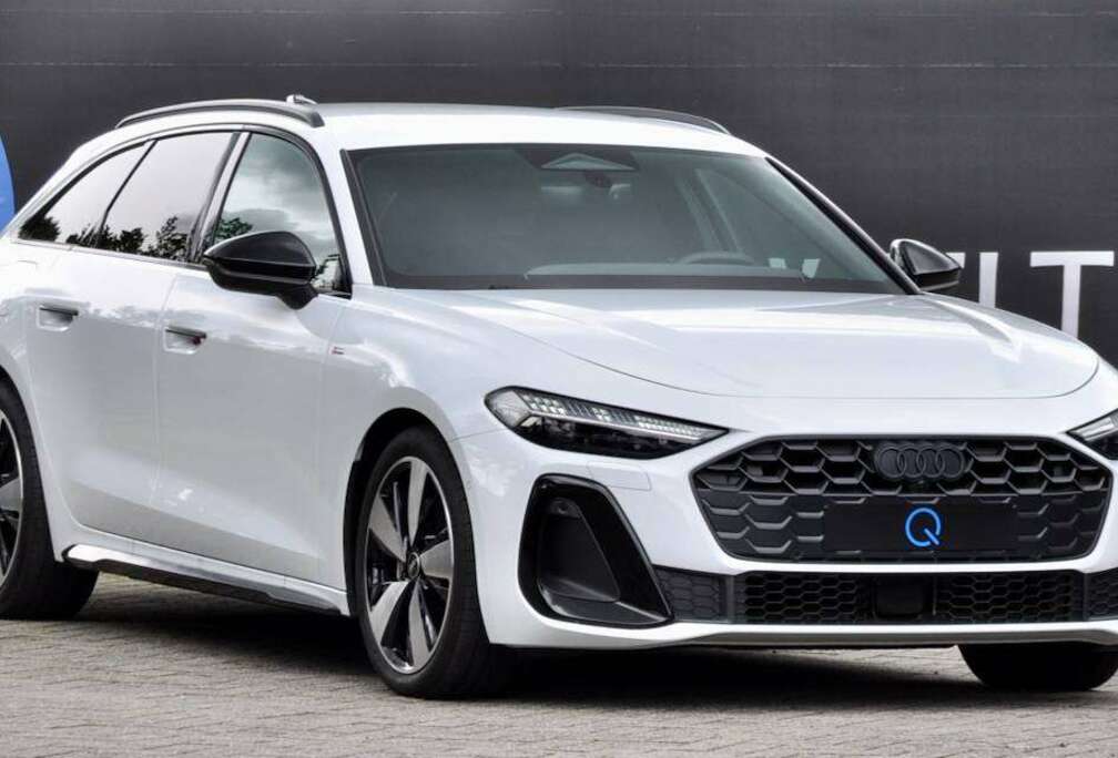 Audi S-LINE AVANT PASS DISP 360 CAM APPLE CARPLAY