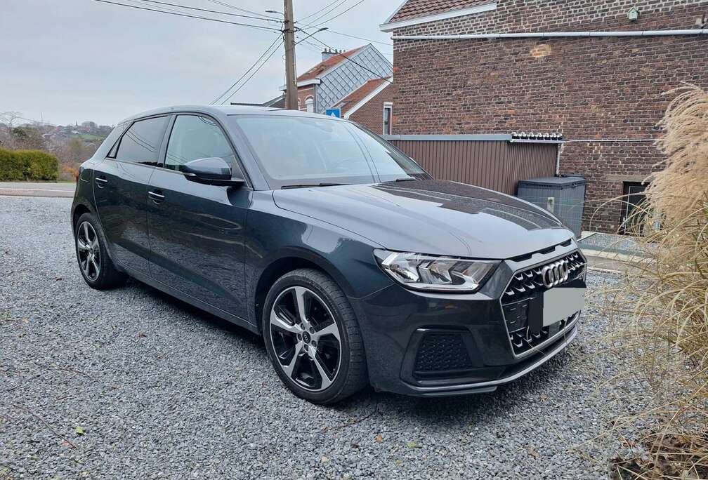 Audi 25 TFSI Sportback advanced