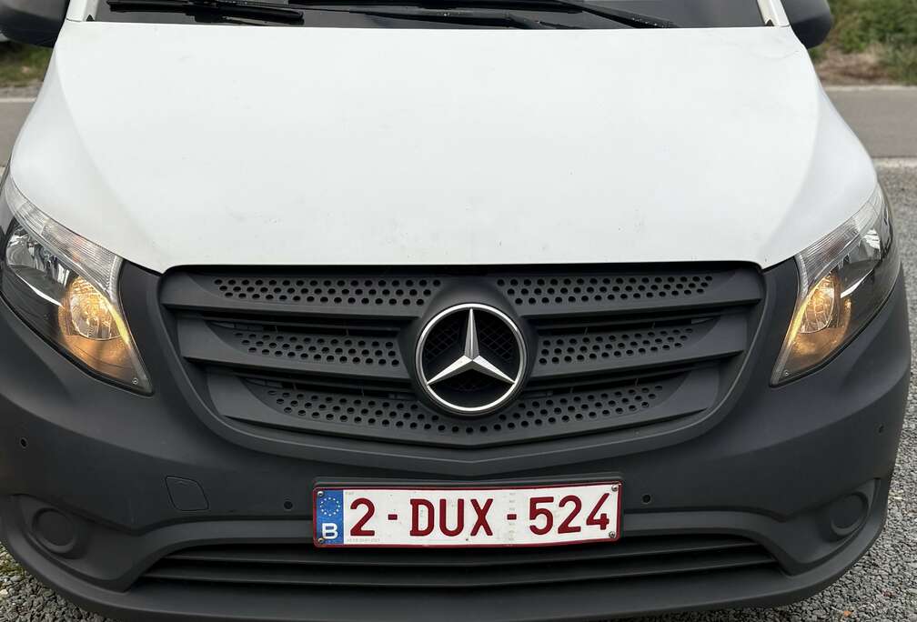 Mercedes-Benz FOURGON 109 CDI LONG