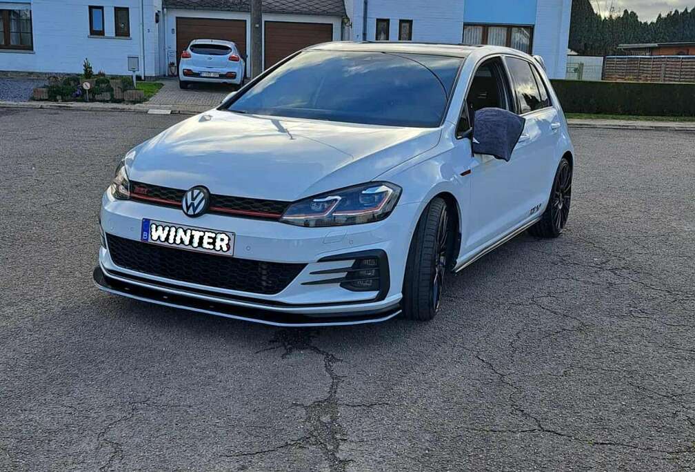 Volkswagen 2.0 TSI 245 DSG7 Performance