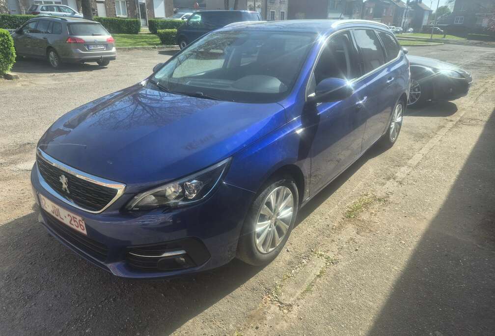 Peugeot 308 SW 1.2 PureTech Style (EU6.2)