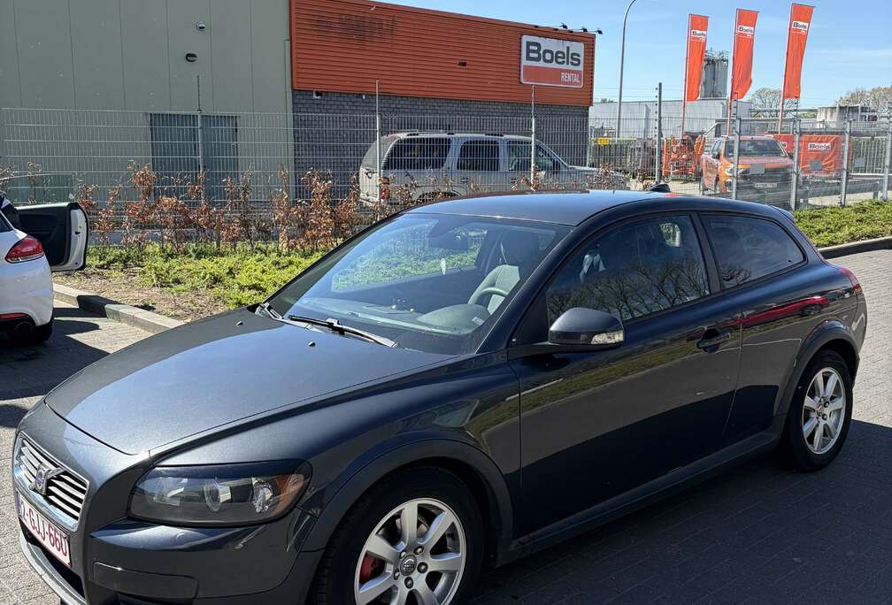 Volvo 1.6 D DRIVe Start/Stop R-design