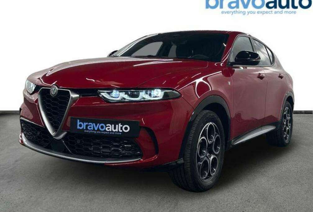 Alfa Romeo PHEV Q4 TI  carplay  camera
