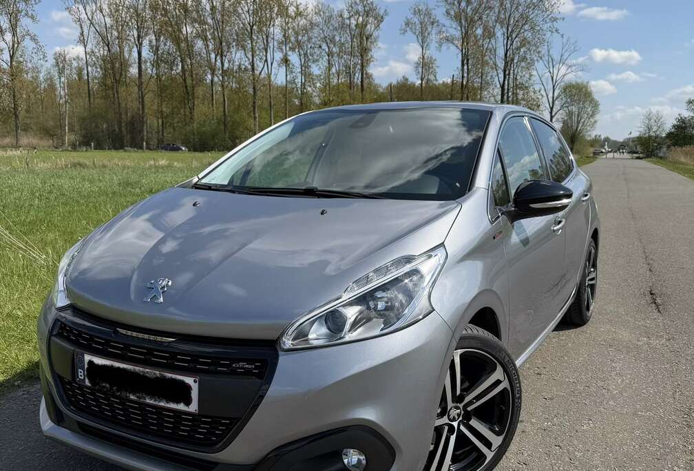 Peugeot 1.2 PureTech GT Line