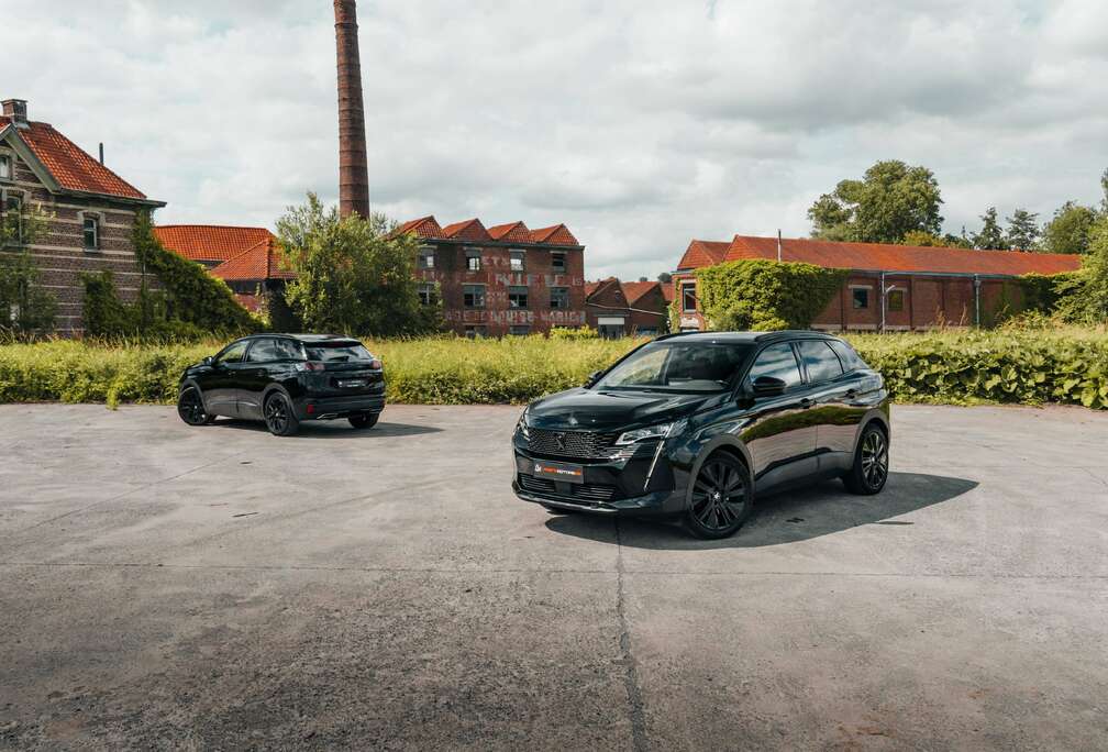 Peugeot GT Hybrid4 300