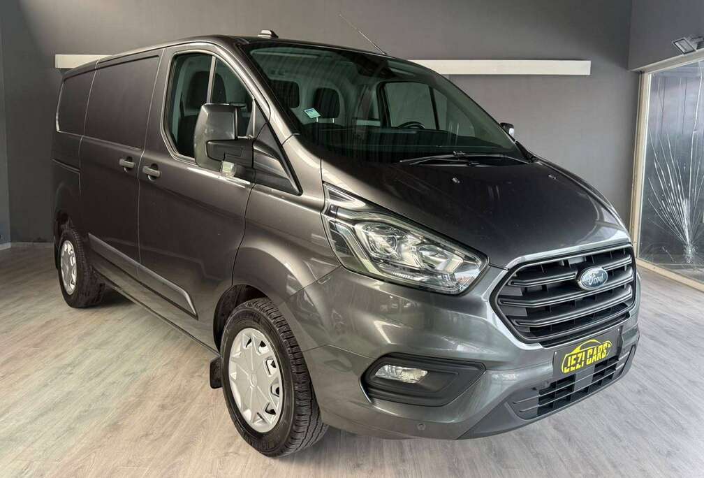 Ford 2.0 TDCi L2H2 Limited S/S (EU6.2)