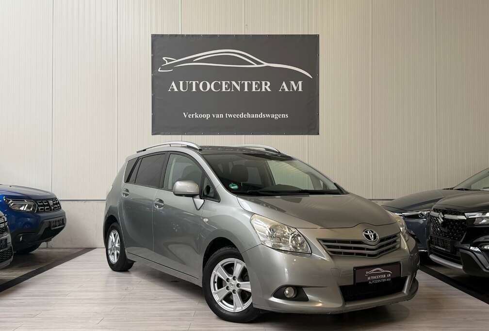 Toyota Verso 2.0 D-4D Executive 5pl. DPF Cam** Cruise** Navi