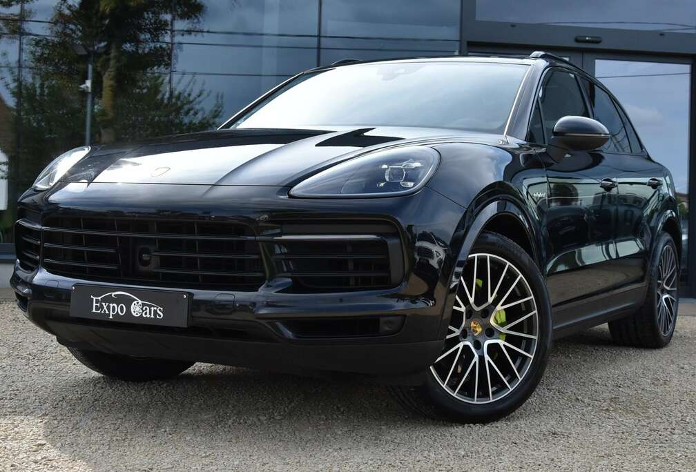 Porsche E-HYBRID*PASM*PANO*Adaptive Cruise*BOSE*Chrono*