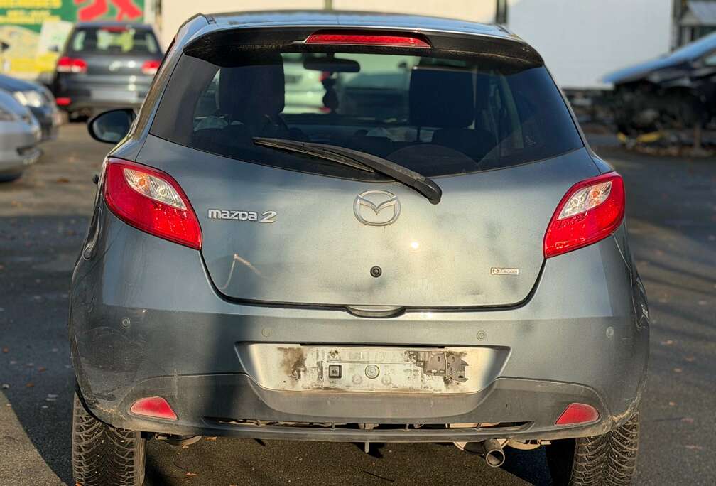 Mazda 2 1.3i Sport* Voiture Accidenté