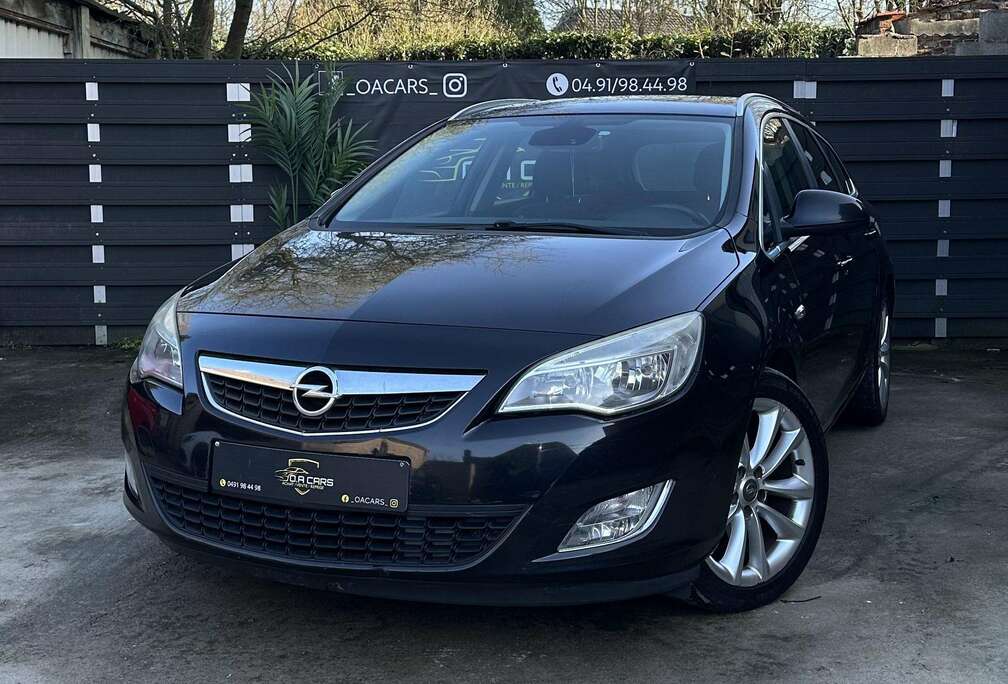 Opel Astra Sports Tourer 1.7 CDTi ECOTEC Cosmo DPF