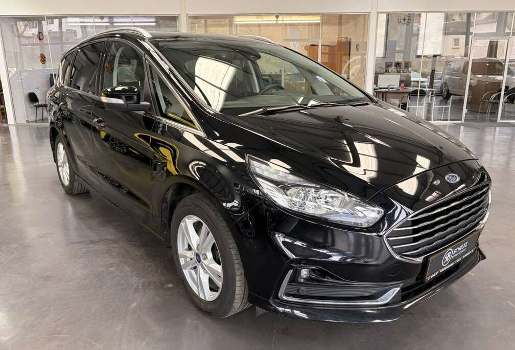 Ford 2.5 FEHV Titanium Hybrid