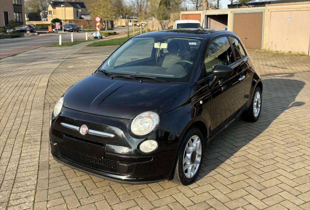 Fiat 500 1.2i Lounge PUR-02 Stop