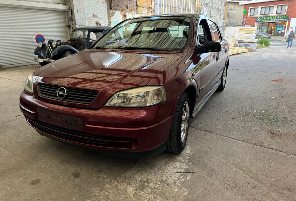 Opel 1.6i Automatic roule impecable