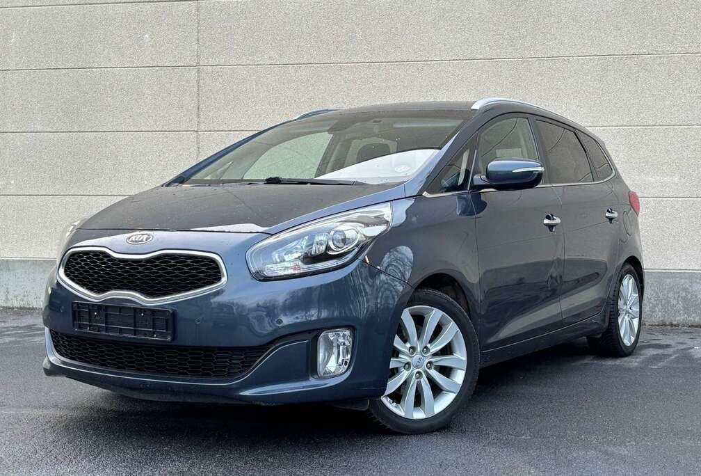 Kia 1.6i Sense 7 places