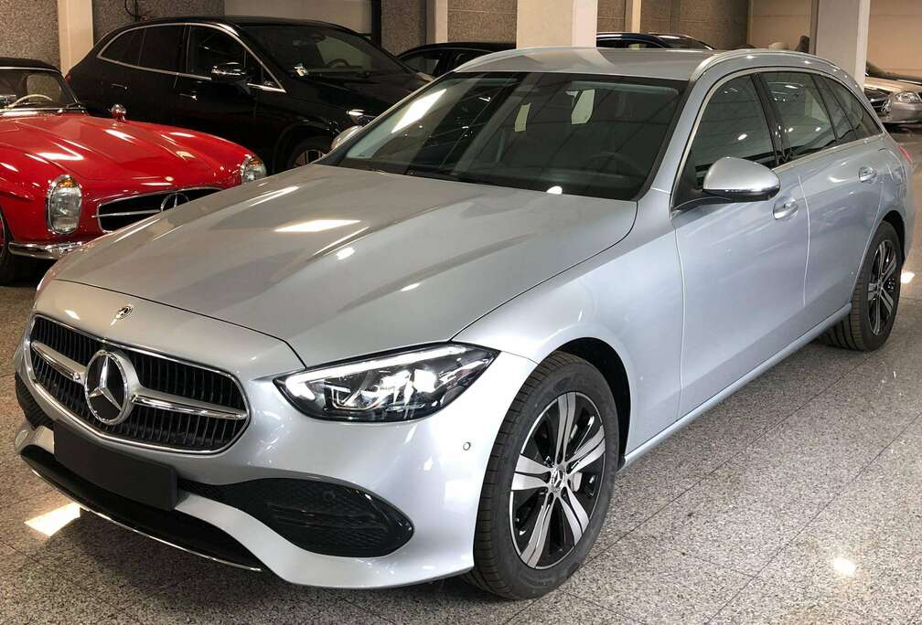 Mercedes-Benz Break Avantgarde 360 camera Carplay Sfeerverlichting Dodehoek assist Draadloos laden van smartphone