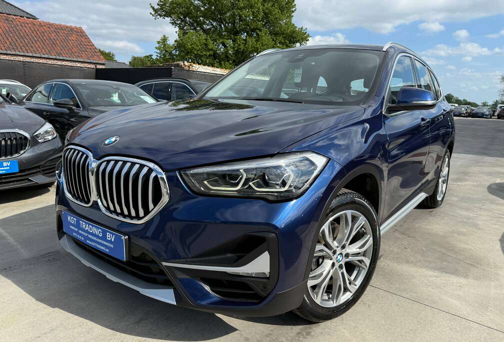 BMW 1.5i 136PK X-LINE NAVIGATIE LEDER FULL LED BLUETOOTH PDC