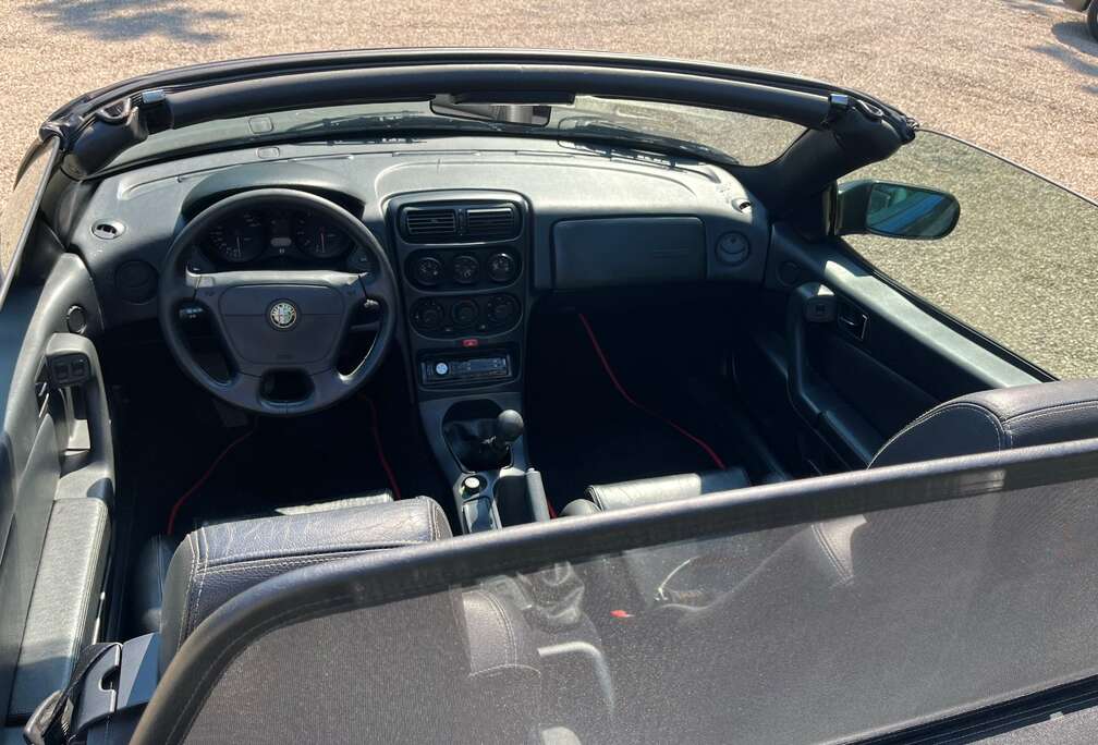 Alfa Romeo 3.0i V6 Lusso
