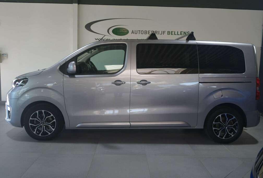 Toyota Proace Verso 2.0 D-4D Medium MPV S / AUTOMAAT / 8-ZITPLAATSEN / NAVI + CAMERA