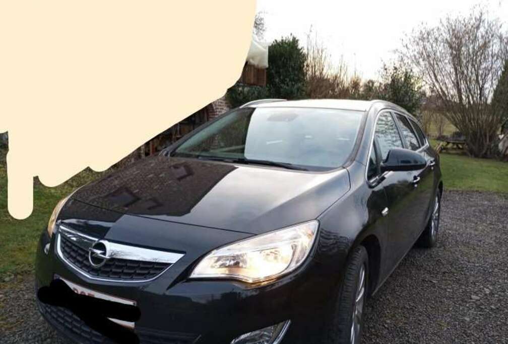 Opel Astra Sports Tourer 1.7 CDTi ECOTEC Cosmo DPF