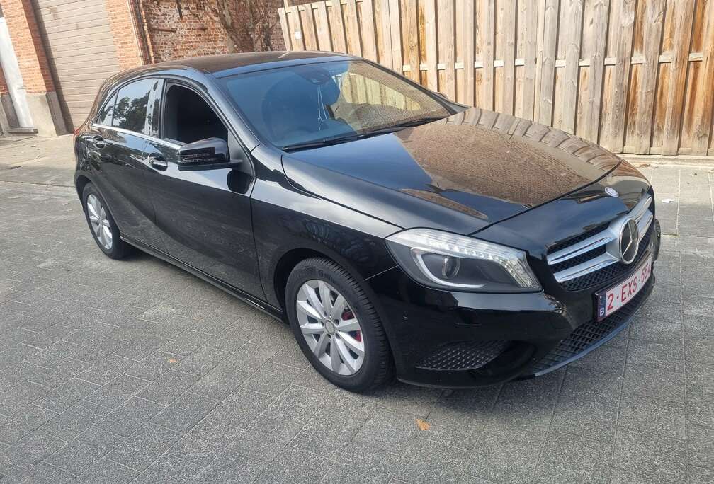 Mercedes-Benz A 200 CDI (BlueEFFICIENCY) 7G-DCT
