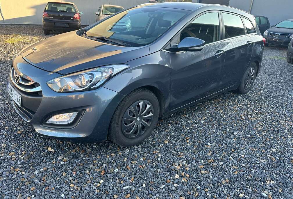 Hyundai SW 1.6 CRDi EURO 6 110cv 151000km AIRCO