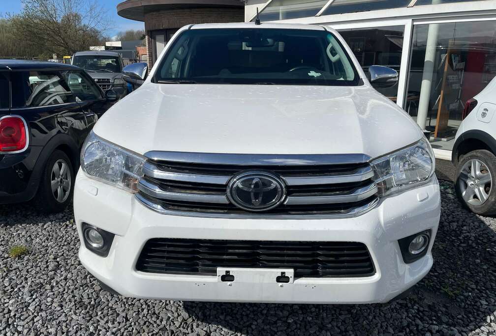 Toyota 2.4 D-4D 4WD Comfort (EU6.2)