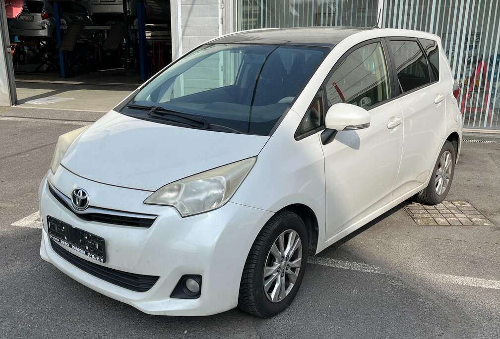 Toyota Verso S 1.4 D-4D Luna MT