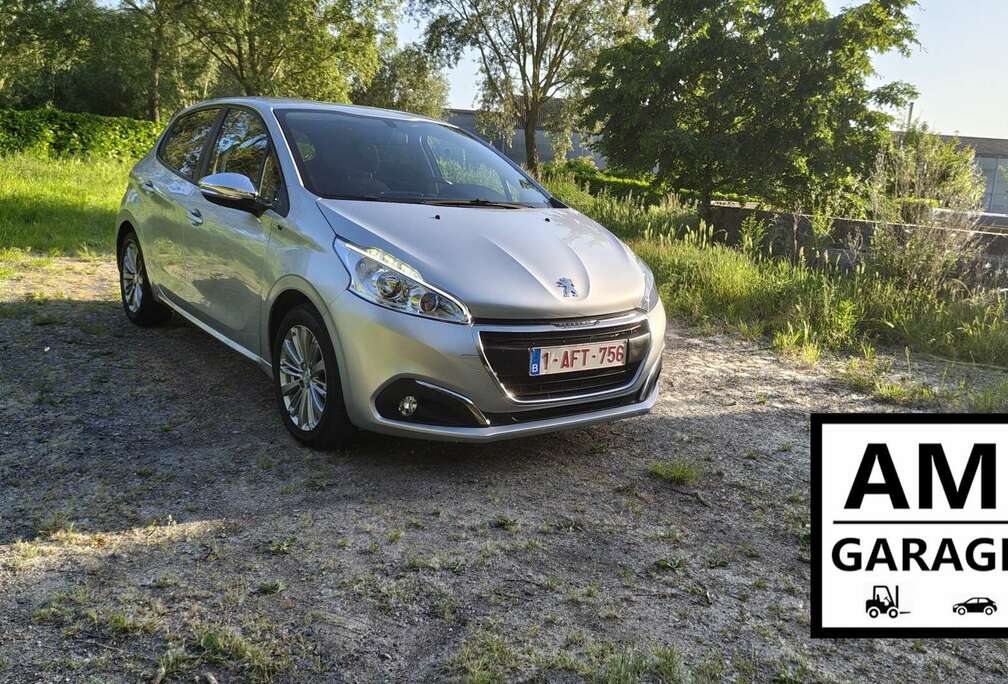 Peugeot 208 1.2i PureTech Style