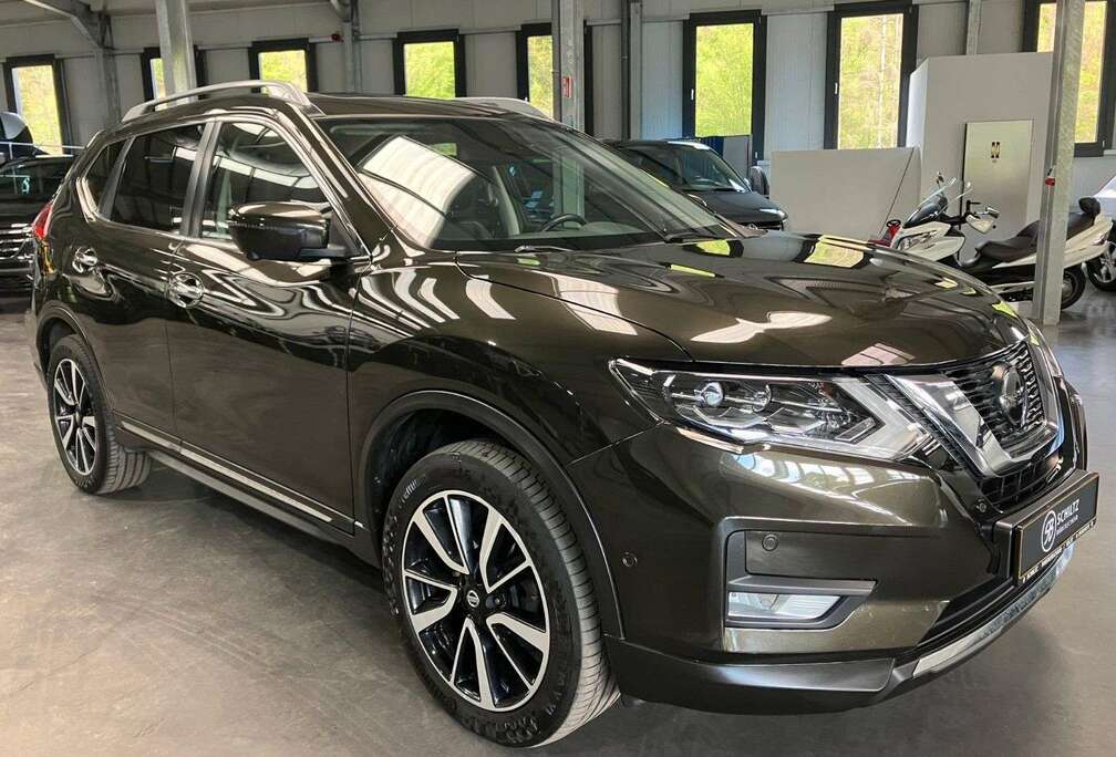 Nissan 1.7D Tekna Pano