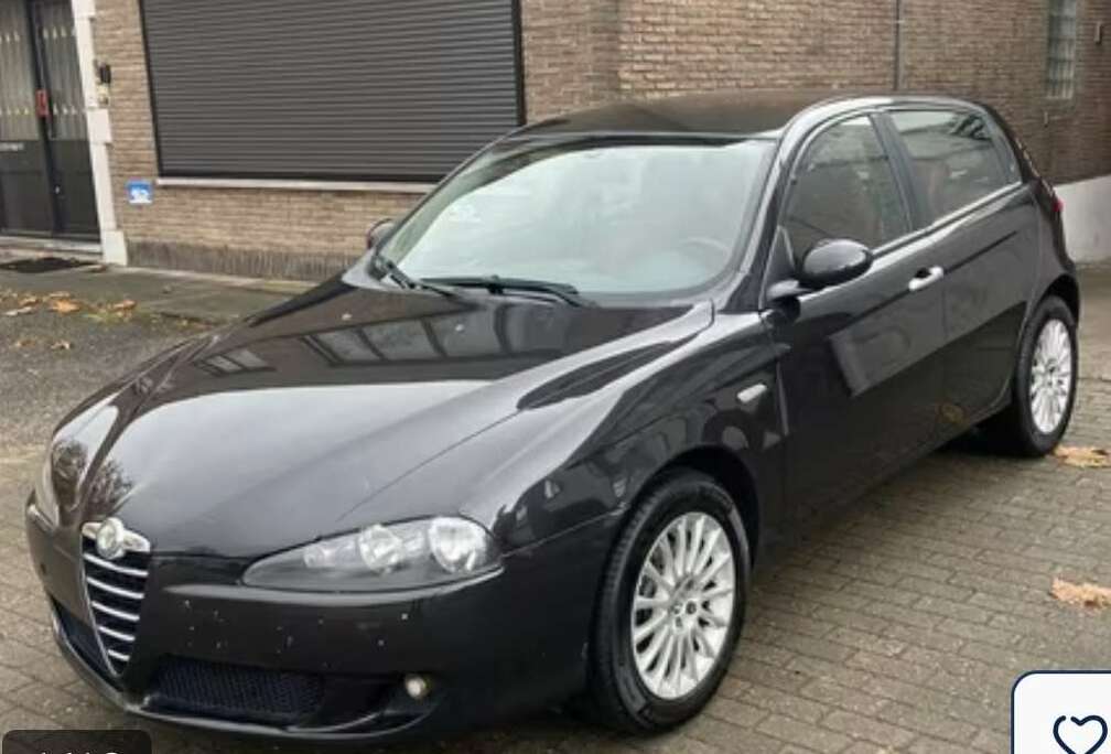 Alfa Romeo 147 1.6i TS Impression