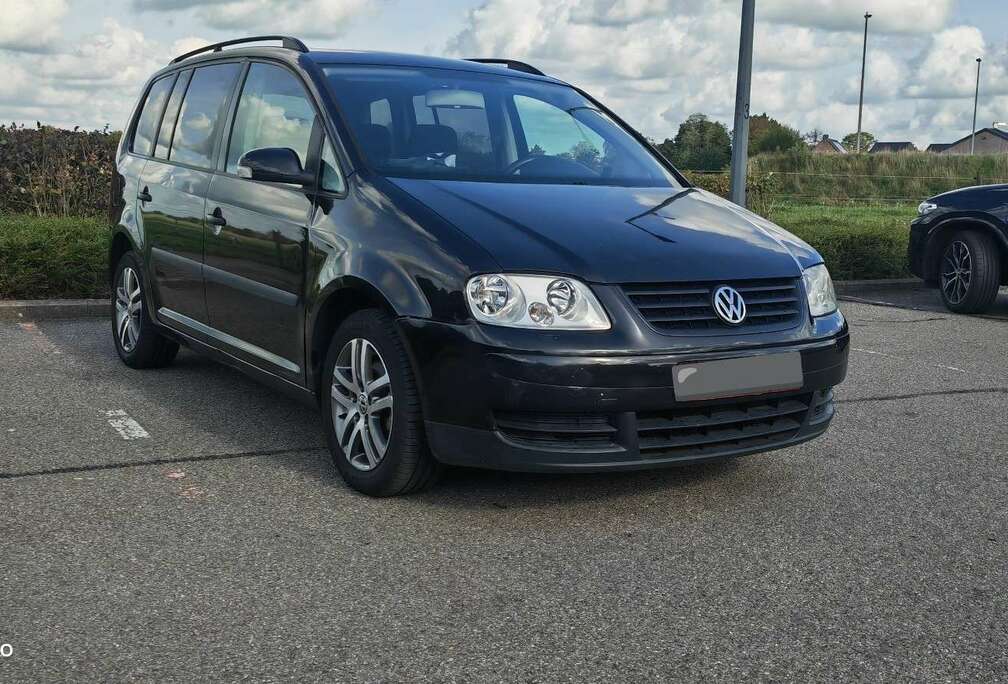 Volkswagen 1.6 FSI Highline
