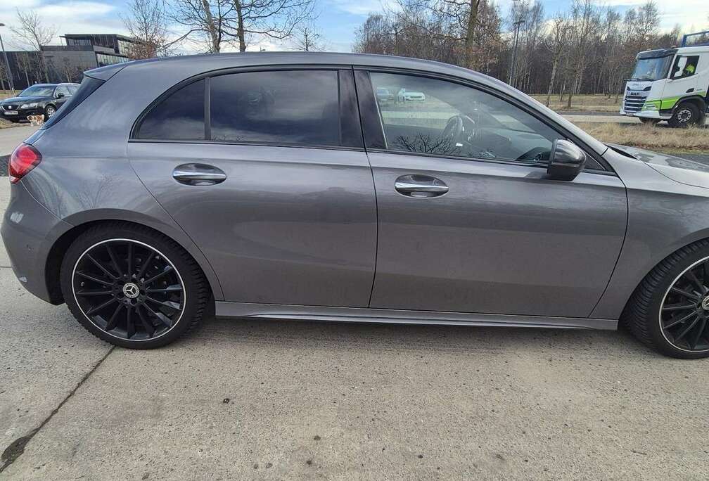 Mercedes-Benz 7G-DCT AMG Line