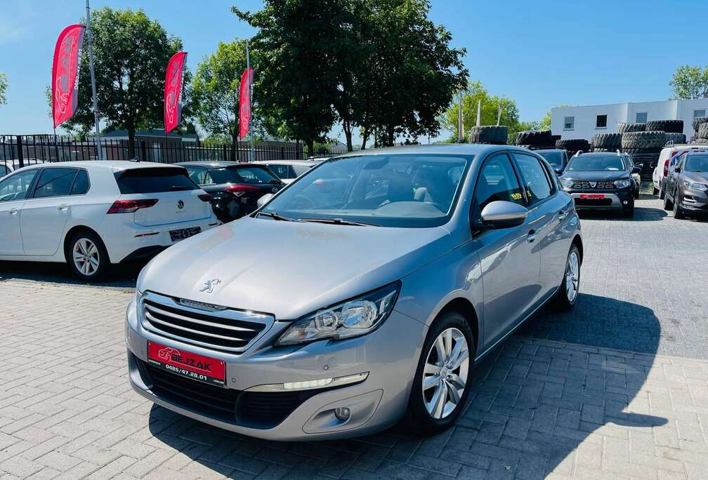 Peugeot Allure 1.2i 1J Garantie